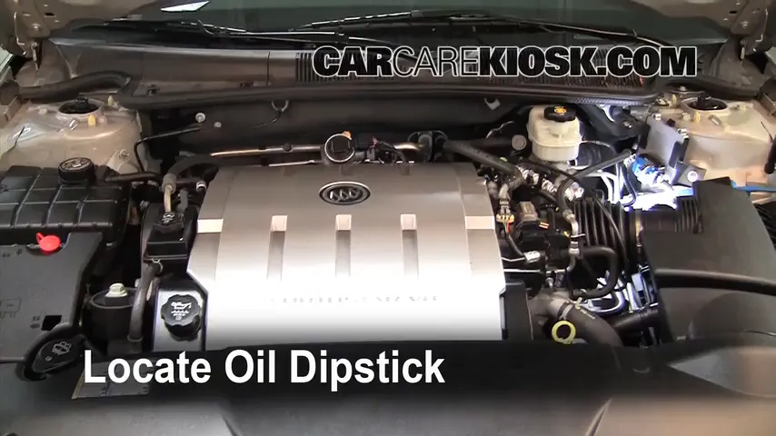 2006 Buick Lucerne CXS 4.6L V8 Aceite Controlar nivel de aceite